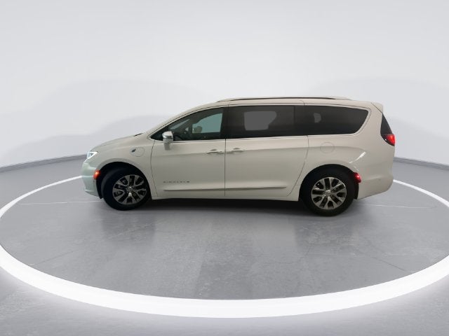 2024 Chrysler Pacifica Hybrid Pinnacle