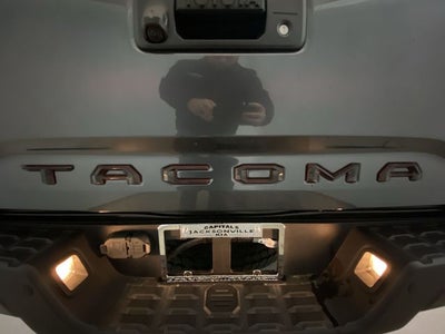 2022 Toyota Tacoma TRD Off-Road V6