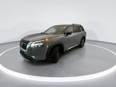 2024 Nissan Pathfinder Platinum