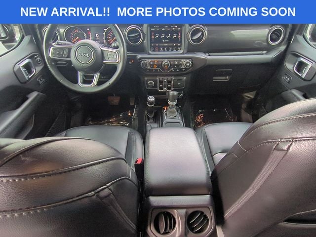 2022 Jeep Wrangler Unlimited Sahara Altitude 4x4