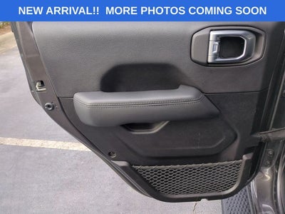 2022 Jeep Wrangler Unlimited Sahara Altitude 4x4