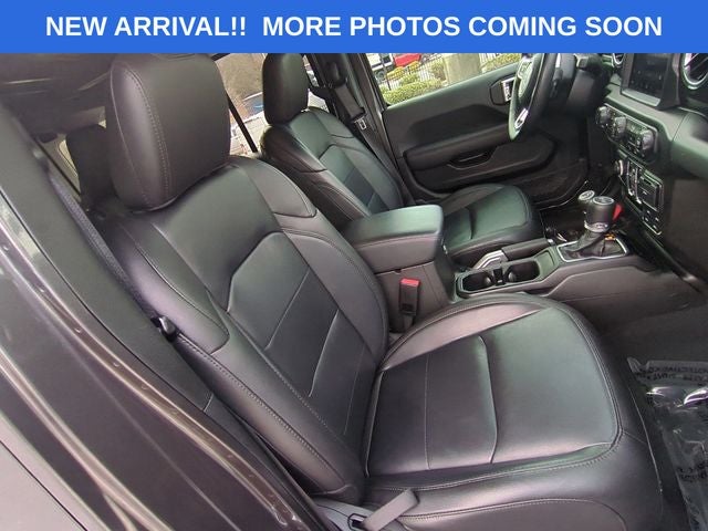 2022 Jeep Wrangler Unlimited Sahara Altitude 4x4