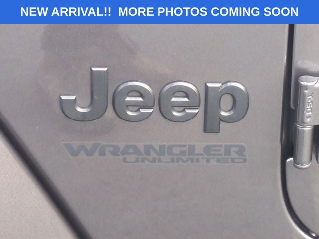 2022 Jeep Wrangler Unlimited Sahara Altitude 4x4