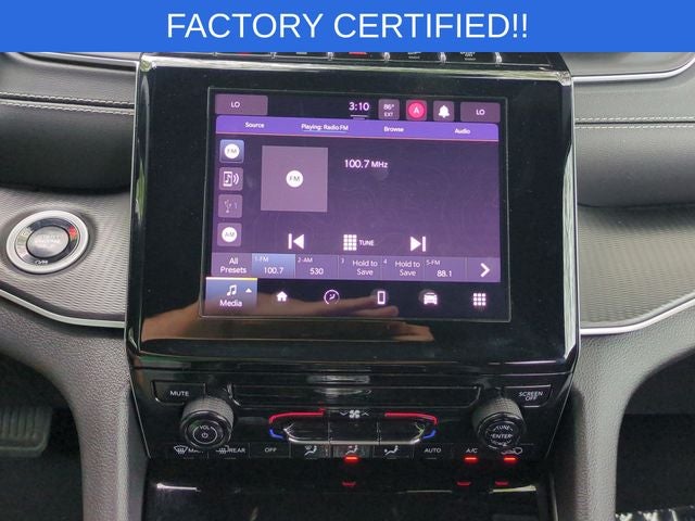 2024 Jeep Grand Cherokee L Laredo 4x2