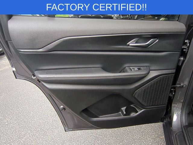 2024 Jeep Grand Cherokee L Laredo 4x2