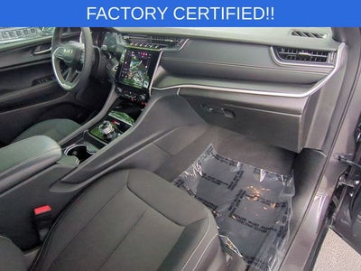 2024 Jeep Grand Cherokee L Laredo 4x2