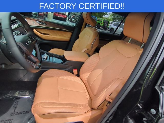 2025 Jeep Grand Cherokee L Summit 4x4