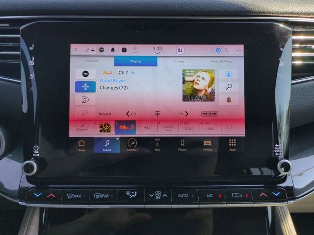 2023 Jeep Wagoneer -