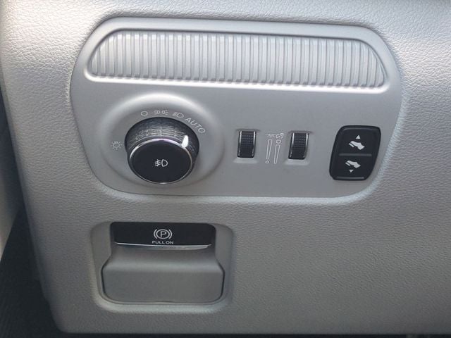 2023 Jeep Wagoneer -