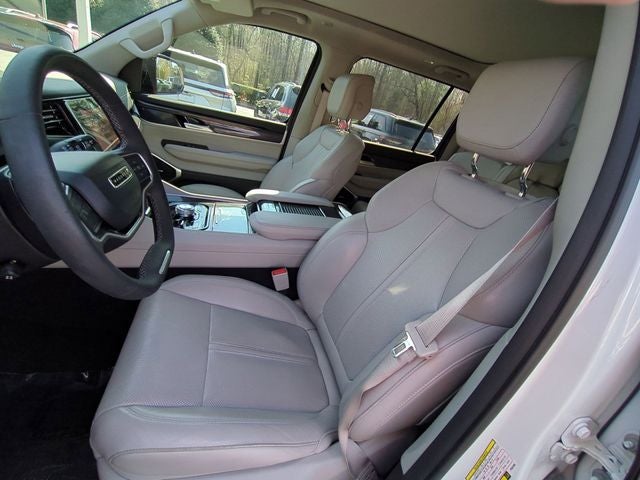 2023 Jeep Wagoneer -