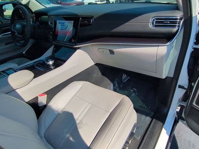 2023 Jeep Wagoneer -