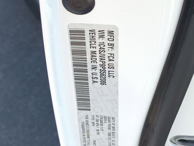 2023 Jeep Wagoneer -