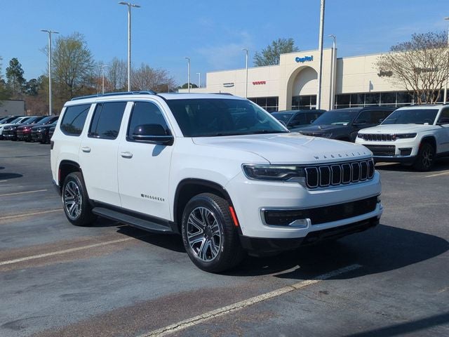 2023 Jeep Wagoneer -