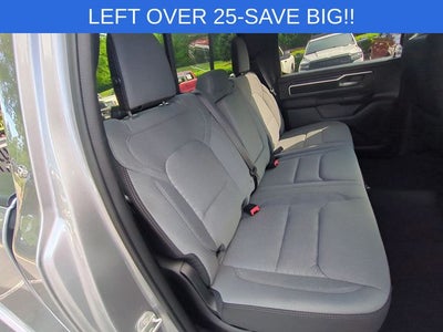 2025 RAM 1500 Big Horn Crew Cab 4x4 5'7' Box