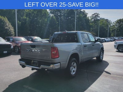 2025 RAM 1500 Big Horn Crew Cab 4x4 5'7' Box