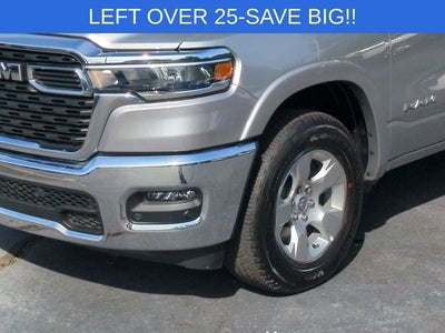 2025 RAM 1500 Big Horn Crew Cab 4x4 5'7' Box
