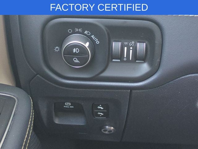 2019 RAM 1500 Limited Crew Cab 4x4 5'7' Box