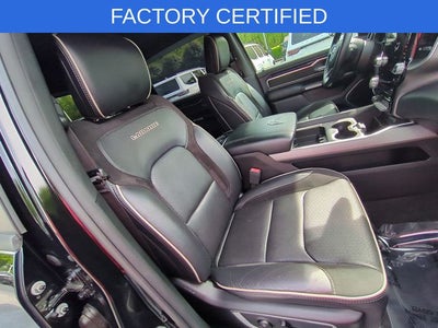 2020 RAM 1500 Laramie Crew Cab 4x4 5'7' Box