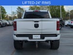 2020 RAM 1500 Laramie Crew Cab 4x4 5'7' Box