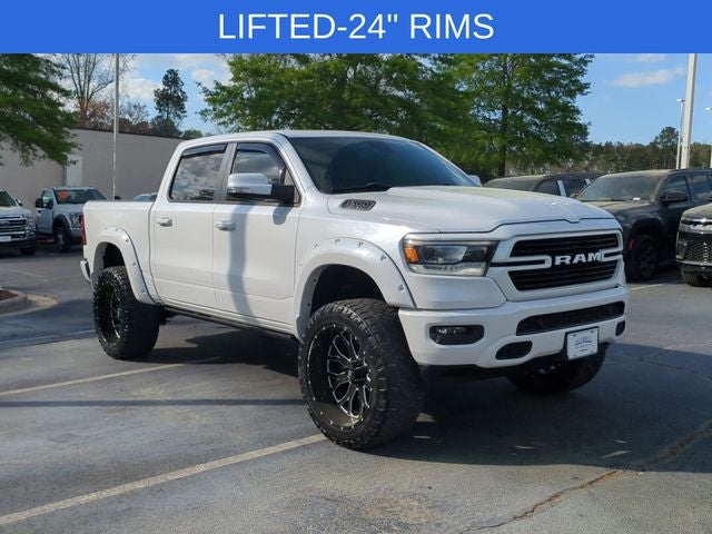 2020 RAM 1500 Laramie Crew Cab 4x4 5'7' Box