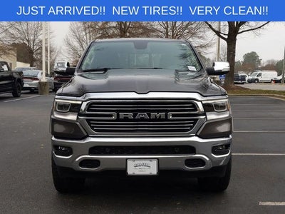 2019 RAM 1500 Laramie Crew Cab 4x4 5'7' Box
