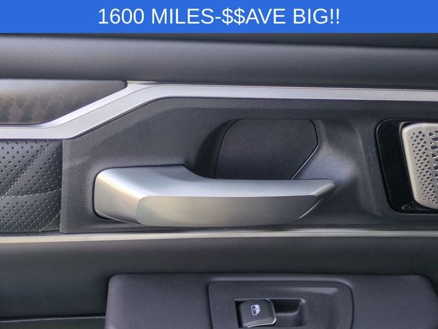 2026 RAM 1500 Tungsten Crew Cab 4x4 5'7' Box