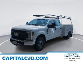 2019 Ford F-350 Chassis XL