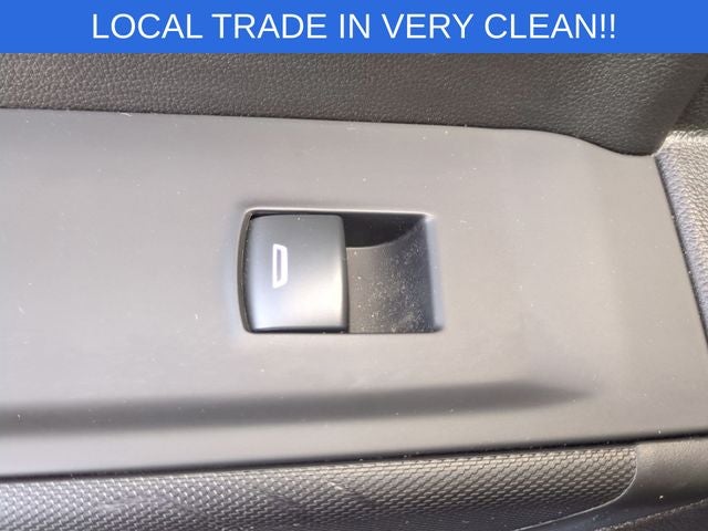 2021 Chevrolet Silverado 1500 4WD Crew Cab Short Bed Custom