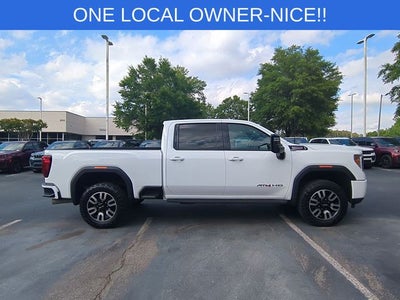 2023 GMC Sierra 2500HD 4WD Crew Cab Standard Bed AT4