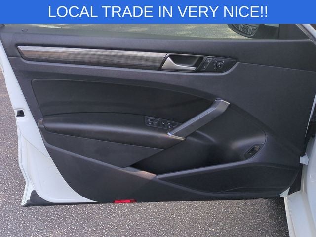 2020 Volkswagen Passat 2.0T R-Line