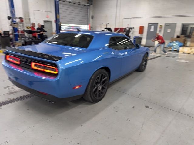 2018 Dodge Challenger 392 Hemi Scat Pack Shaker