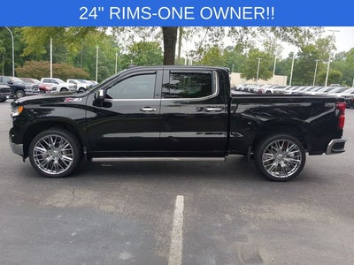 2022 Chevrolet Silverado 1500 4WD Crew Cab Short Bed LTZ