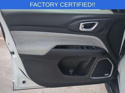 2023 Jeep Compass Latitude Lux FWD