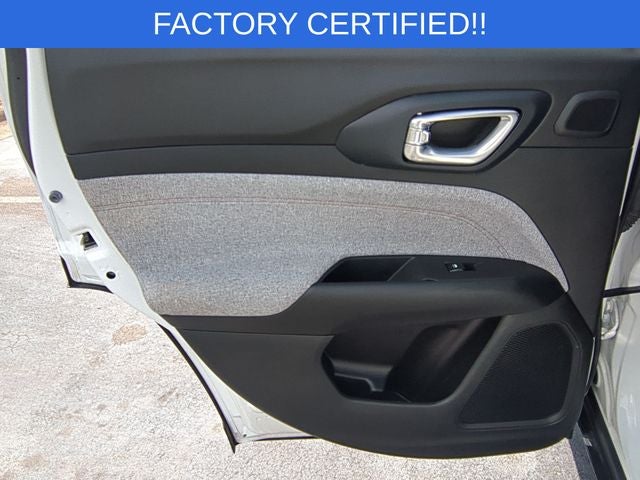 2023 Jeep Compass Latitude Lux FWD