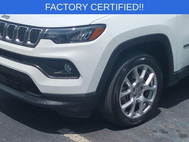 2023 Jeep Compass Latitude Lux FWD