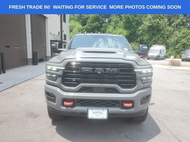2026 RAM 3500 Laramie Crew Cab 4x4 8' Box