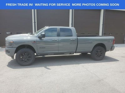 2026 RAM 3500 Laramie Crew Cab 4x4 8' Box