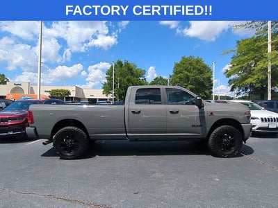 2026 RAM 3500 Laramie Crew Cab 4x4 8' Box