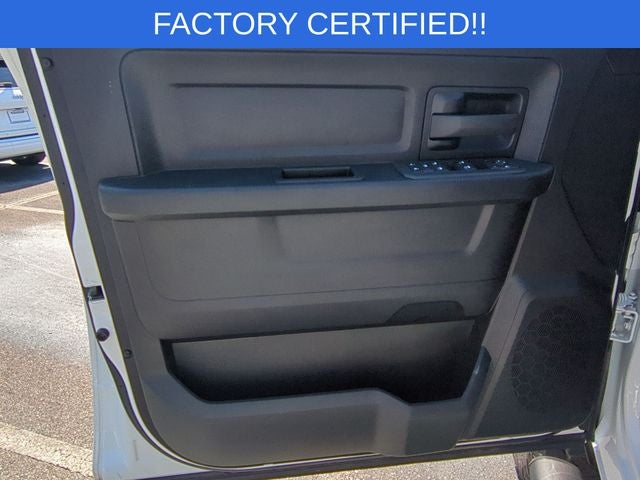 2025 RAM 2500 Tradesman Crew Cab 4x4 6'4' Box