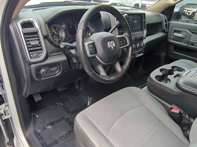 2020 RAM 3500 Big Horn Crew Cab 4x4 8' Box