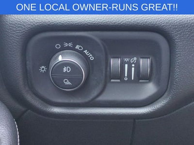 2020 RAM 3500 Big Horn Crew Cab 4x4 8' Box