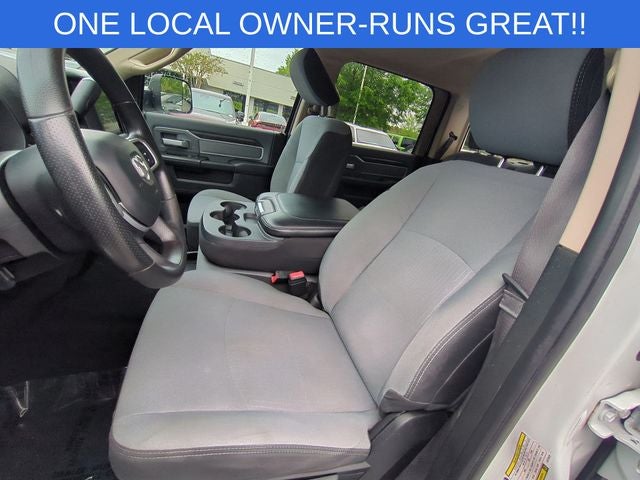 2020 RAM 3500 Big Horn Crew Cab 4x4 8' Box