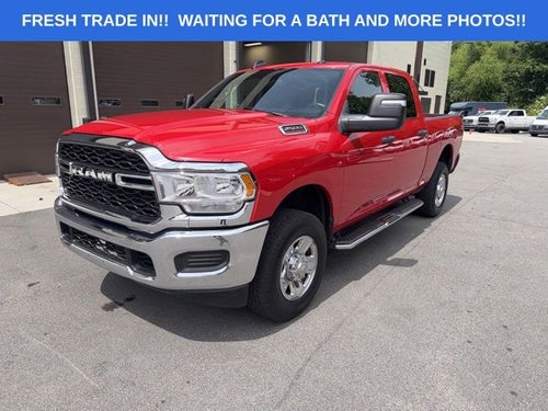 2023 RAM 2500 Tradesman Crew Cab 4x4 6'4' Box