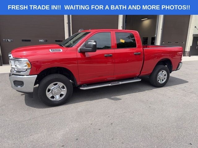 2023 RAM 2500 Tradesman Crew Cab 4x4 6'4' Box