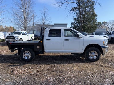 2024 RAM 2500 Tradesman Crew Cab 4x4 6'4' Box