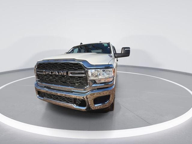 2024 RAM 2500 Tradesman Crew Cab 4x4 6'4' Box