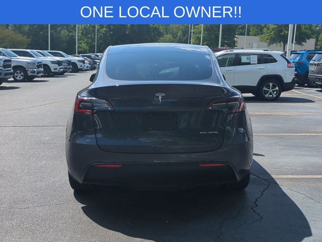 2022 Tesla Model Y Long Range Dual Motor All-Wheel Drive