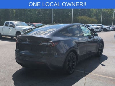2022 Tesla Model Y Long Range Dual Motor All-Wheel Drive