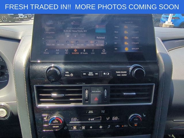2023 INFINITI QX80 LUXE