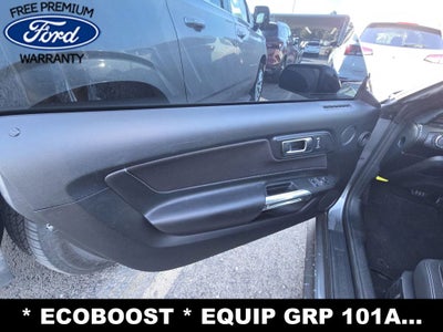 2022 Ford Mustang EcoBoost